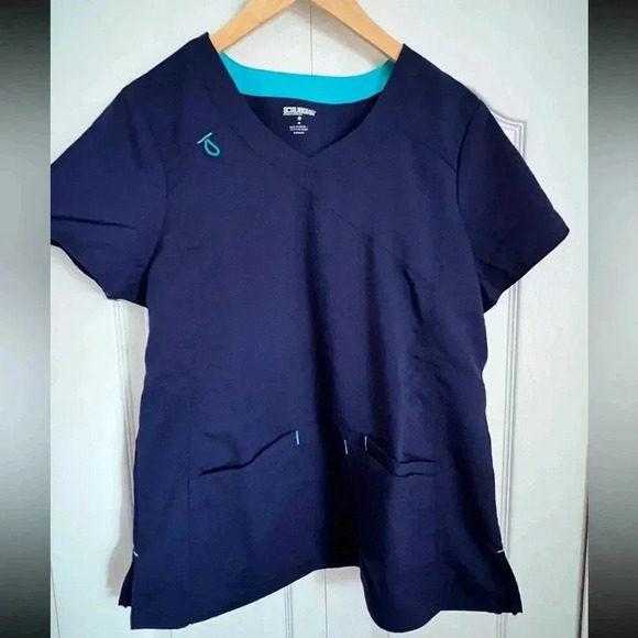 Scrubstar Scrub Top - Picture 2 of 3